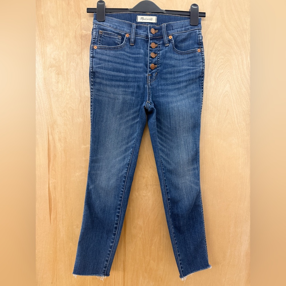 Madewell 10” High Rise Skinny Crop - Picture 7 of 16